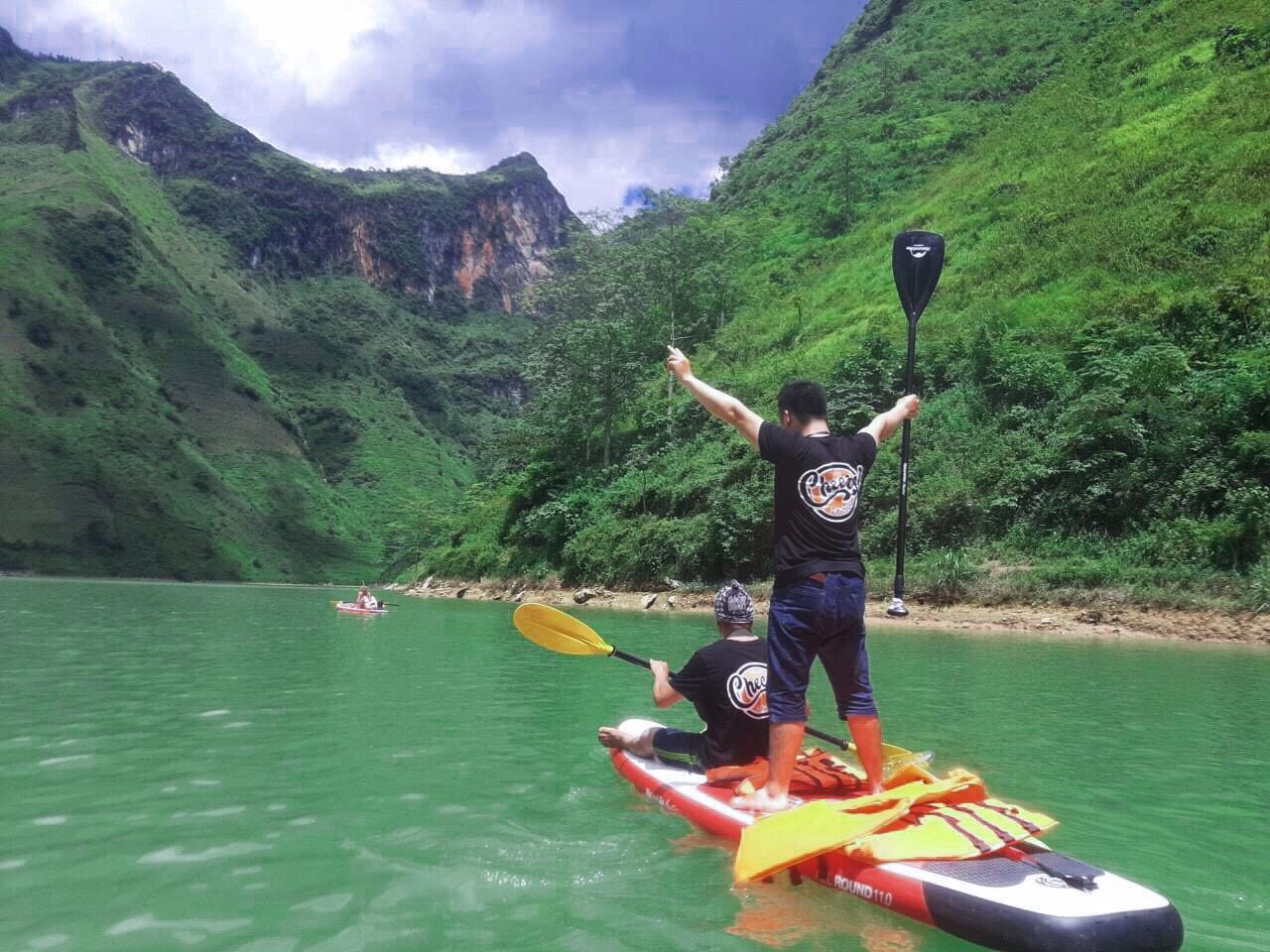 kayak on nho que